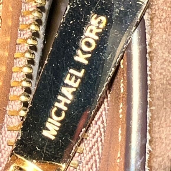 Michael Kors avril patchwork design bag. New - Picture 16 of 17
